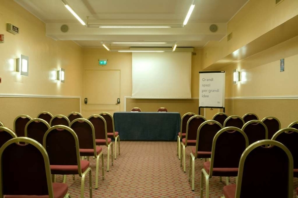 Hotel NH Trieste